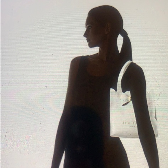 Ted Baker-Mycon scalloped edge icon bag - Picture 4 of 6